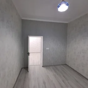 In Baku 75.0 m² house with 3.0 rooms is for sale - Image 2