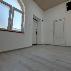 In Baku 75.0 m² house with 3.0 rooms is for sale - Image 7