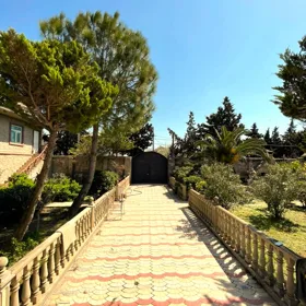 In nan 570.0 m² house with 6.0 rooms is for sale - Image 2