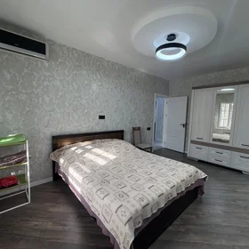 In Baku 80.0 m² apartment is for sale - Image 3