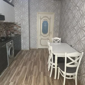In Khirdalan 90.0 m² apartment is for rent - Image 3