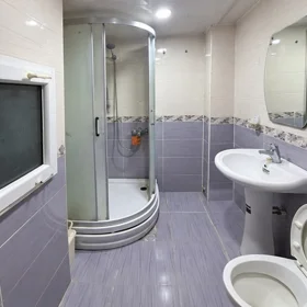 In Baku 100.0 m² apartment is for sale - Image 6