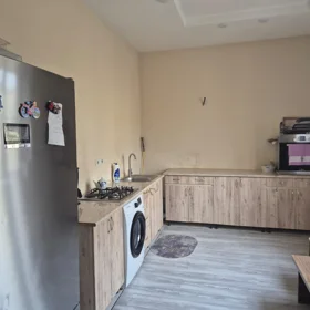 In Sabunçu rayonu 200.0 m² house with 4.0 rooms is for sale - Image 3