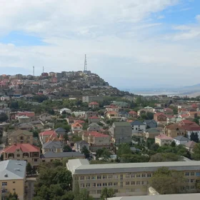 In Baku 91.0 m² apartment is for sale - Image 8