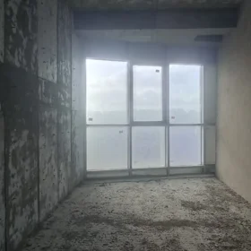 In Baku 225.0 m² apartment is for sale - Image 4