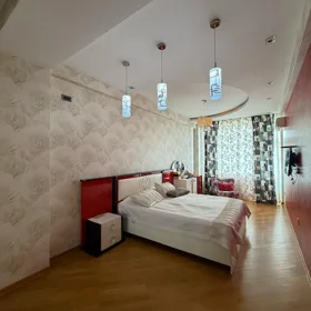 In Xətai rayonu 202.0 m² apartment is for sale - Image 3