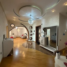 In Xətai rayonu 202.0 m² apartment is for sale - Image 4