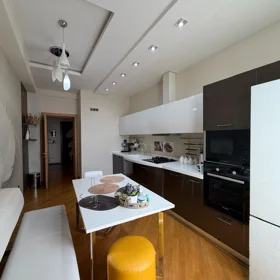 In Xətai rayonu 202.0 m² apartment is for sale - Image 8