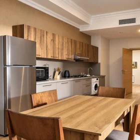 In Baku 195.0 m² apartment is for rent - Image 5