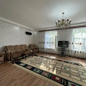 In Sabunçu rayonu 200.0 m² house with 4.0 rooms is for sale - Image 2