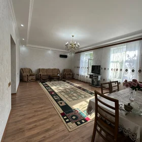 In Sabunçu rayonu 200.0 m² house with 4.0 rooms is for sale - Image 4