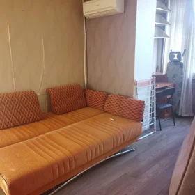 In Baku 40.0 m² apartment is for rent - Image 3