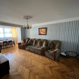 In Baku 110.0 m² apartment is for rent - Image 2