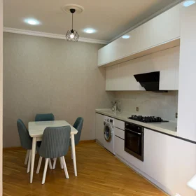 In Baku 70.0 m² apartment is for rent - Image 5