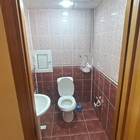 In Baku 97.0 m² apartment is for sale - Image 5