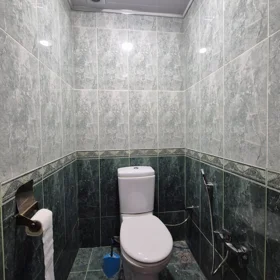 In Baku 90.0 m² apartment is for sale - Image 2