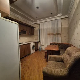 In Baku 90.0 m² apartment is for sale - Image 5
