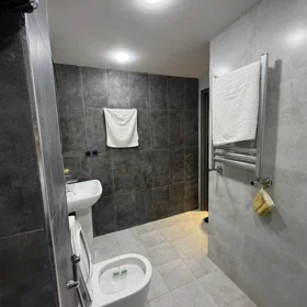 In Baku 35.0 m² apartment is for sale - Image 10