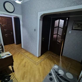 In Baku 85.0 m² apartment is for sale - Image 8