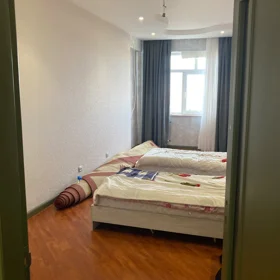 In Baku 131.0 m² apartment is for sale - Image 2