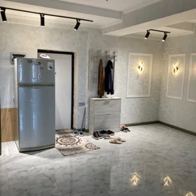 In Baku 131.0 m² apartment is for sale - Image 5