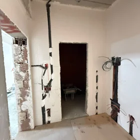 In Baku 96.0 m² apartment is for sale - Image 8