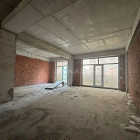 In Baku 211.0 m² apartment is for sale - Image 4