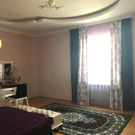 In Binəqədi rayonu 1150.0 m² house with 7.0 rooms is for sale - Image 7