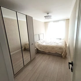 In Baku 70.0 m² apartment is for sale - Image 3
