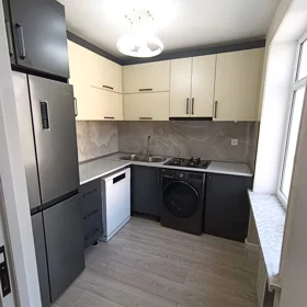 In Baku 70.0 m² apartment is for sale - Image 6