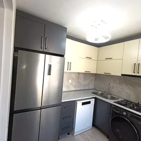In Baku 70.0 m² apartment is for sale - Image 7