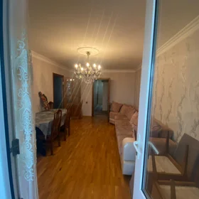 In Baku 70.0 m² apartment is for rent - Image 4