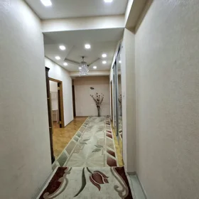 In Baku 140.0 m² apartment is for sale - Image 5
