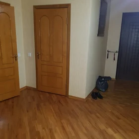In Baku 120.0 m² apartment is for rent - Image 3