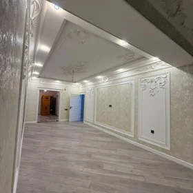 In Baku 100.0 m² apartment is for sale - Image 3