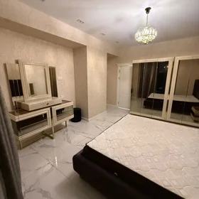 In Baku 148.0 m² apartment is for rent - Image 5