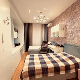 In Baku 103.0 m² apartment is for sale - Image 10