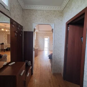 In Baku 60.0 m² house with 2.0 rooms is for sale - Image 3