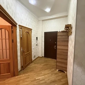 In Baku 90.0 m² apartment is for rent - Image 5