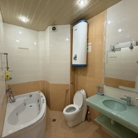 In Baku 90.0 m² apartment is for rent - Image 6