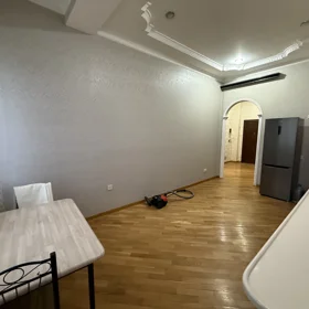 In Baku 90.0 m² apartment is for rent - Image 8