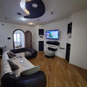 In Baku 115.0 m² apartment is for rent - Image 3