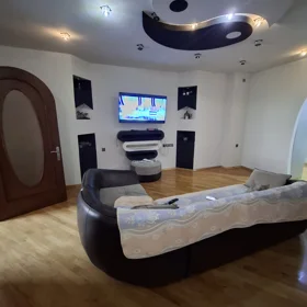 In Baku 115.0 m² apartment is for rent - Image 6