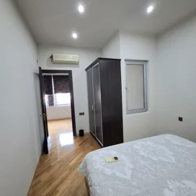 In Baku 115.0 m² apartment is for rent - Image 9