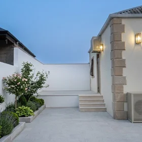 In Suraxanı rayonu 140.0 m² house with 3.0 rooms is for sale - Image 10