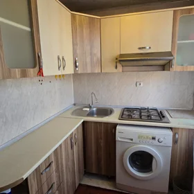 In Baku 60.0 m² apartment is for rent - Image 7
