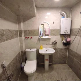 In Baku 60.0 m² apartment is for rent - Image 8