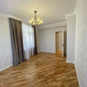 In Baku 92.0 m² apartment is for sale - Image 8