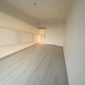 In Baku nan m² apartment is for sale - Image 3