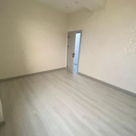 In Baku nan m² apartment is for sale - Image 6